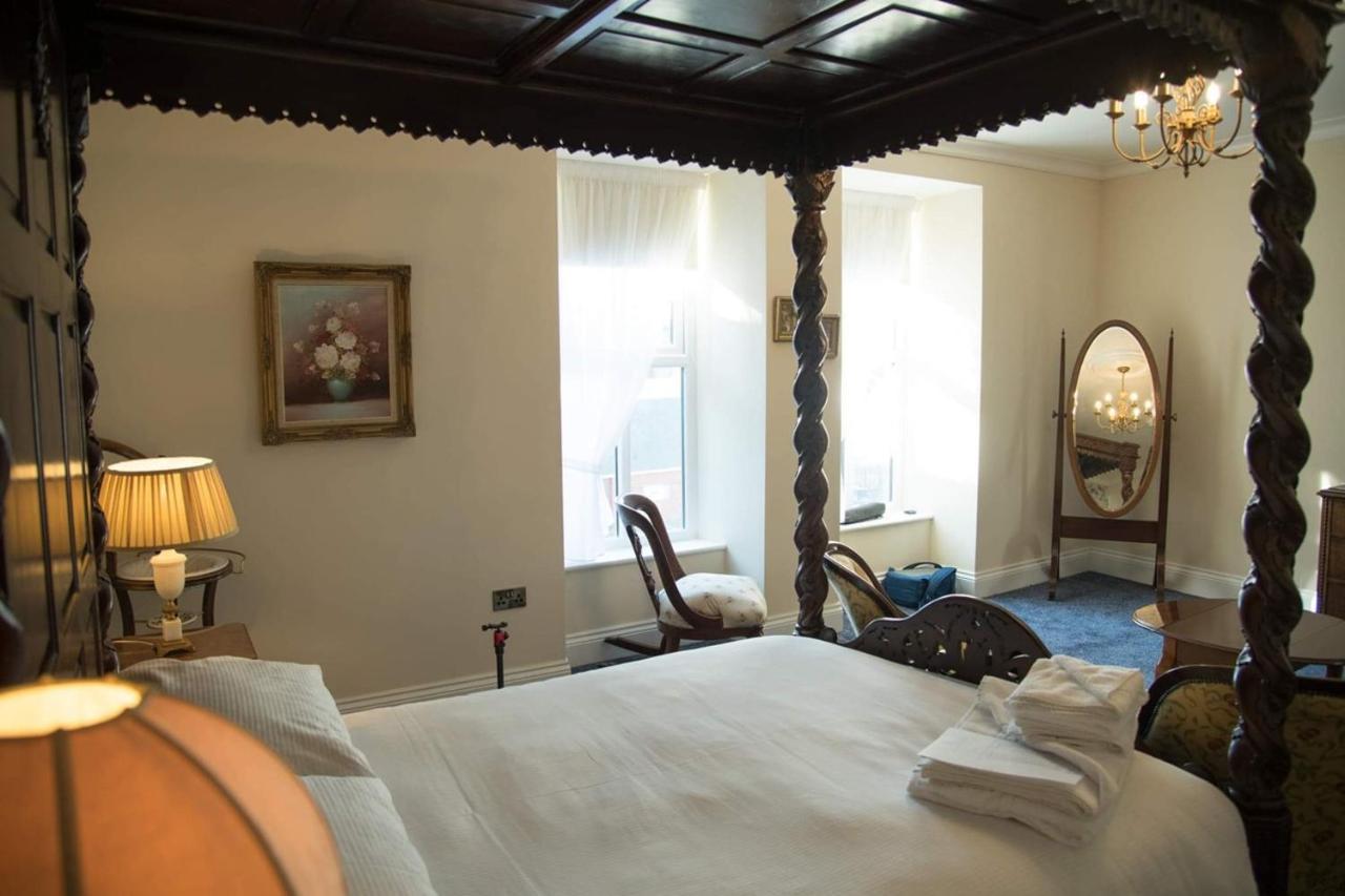 The Royal Bed and Breakfast Barmouth Exteriör bild