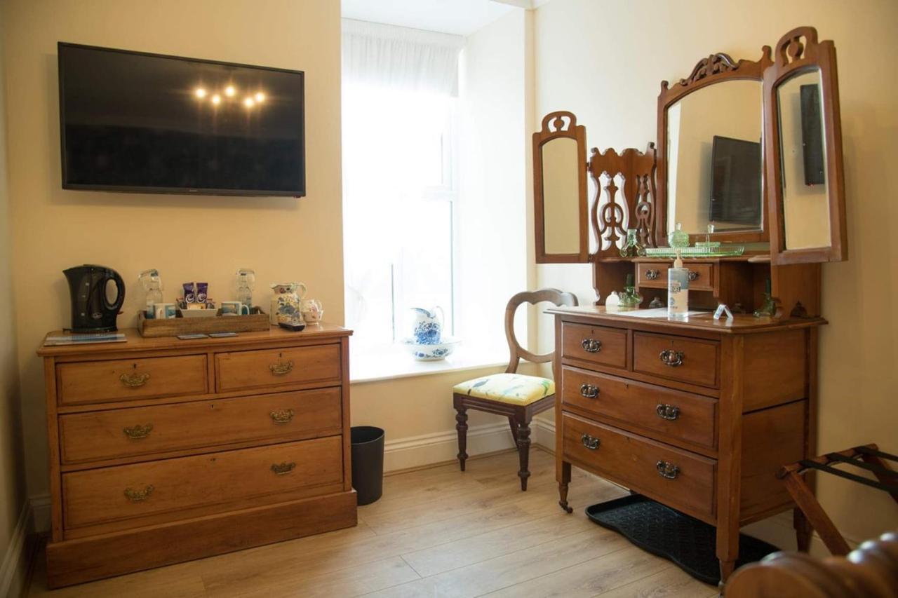 The Royal Bed and Breakfast Barmouth Exteriör bild