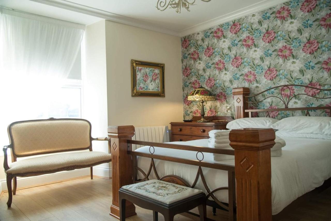 The Royal Bed and Breakfast Barmouth Exteriör bild
