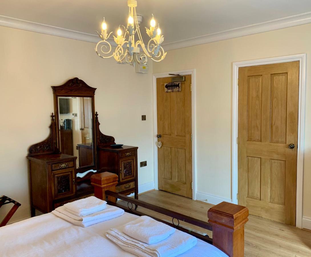 The Royal Bed and Breakfast Barmouth Exteriör bild