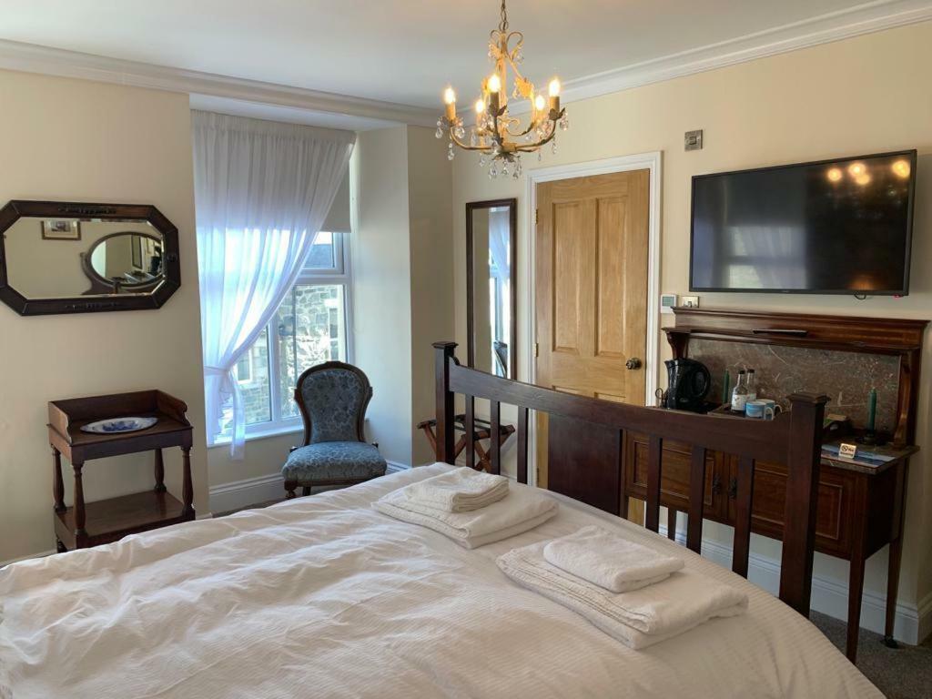 The Royal Bed and Breakfast Barmouth Exteriör bild